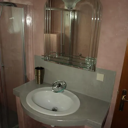 Apartman Amarinthos